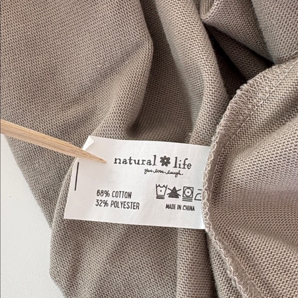 NWT Natural Life Heart Floral Sweatshirt Oversized Exposed Seams Boho Size XL - Picture 9 of 11